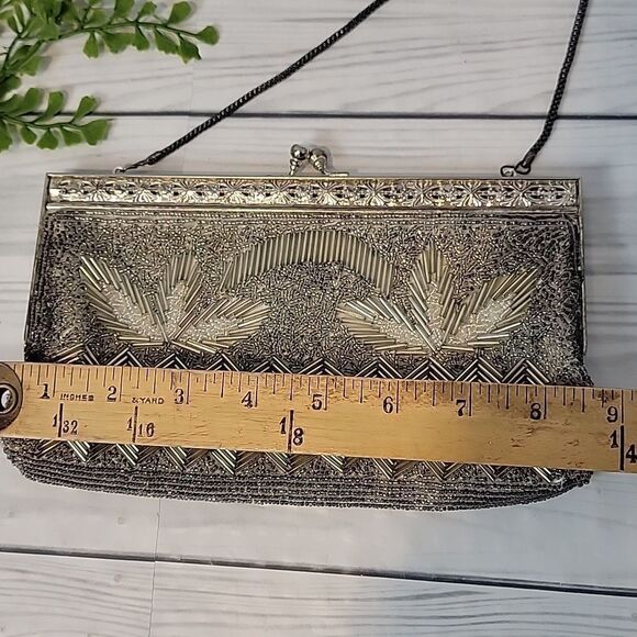 Vintage 60s Elegant Gold and Silver Hand Beaded Clutch Evening Bag - Picture 10 of 11